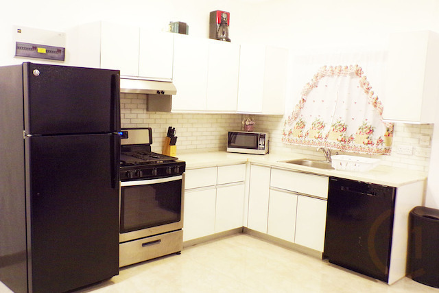 Blue Star Apartments 2BD (Pet Friendly) 2, Lance Aux Epines, St.George