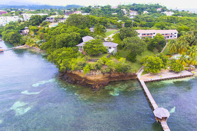 Twelve Degrees North Lance Aux Epines, Lance Aux Epines, St.George