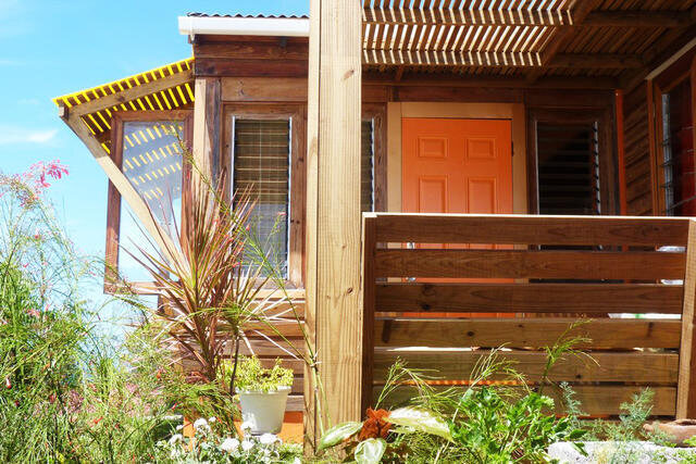 Half Moon Cottage, True Blue, St.George