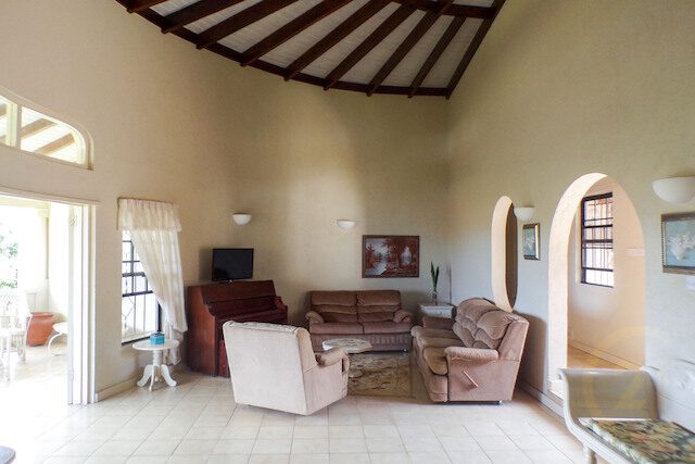 Sunshine Villa - 6BD Farm Drive, Lance Aux Epines, St.George
