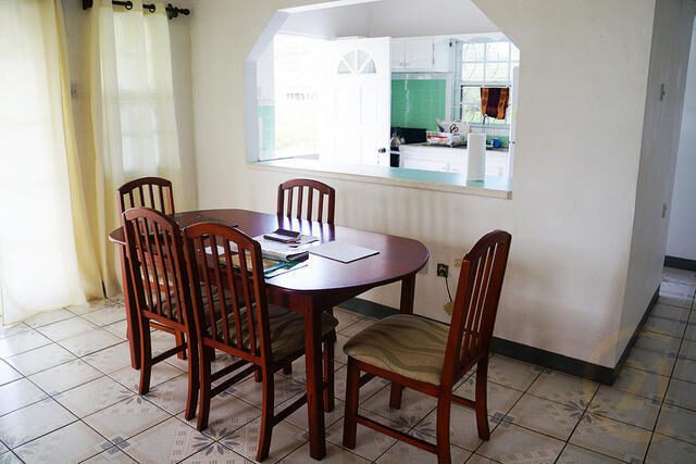 Benoit Apartment 2BD (Pet Friendly), Grand Anse, St.George