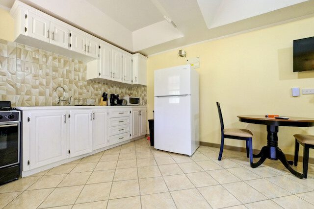 Kaibus Apartment K2 - 1BD Dr. Grooms K2, Point Salines, St.George