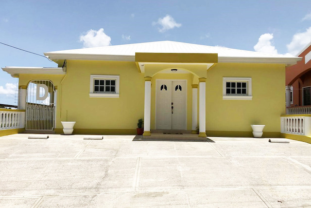 Ds Dream 3BD Hillcrest Drive, True Blue, St.George