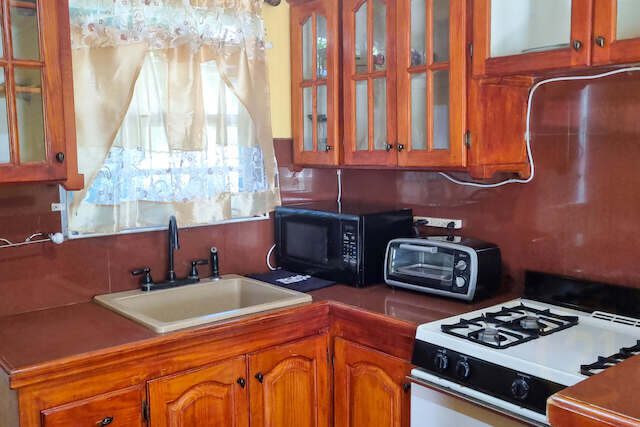 The Quiet Quarters 1BD Grand Anse, Grand Anse, St.George