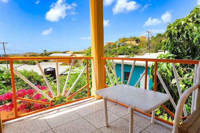 Fair Havens - Upstairs 1BD Circular Drive, Frequente, St.George