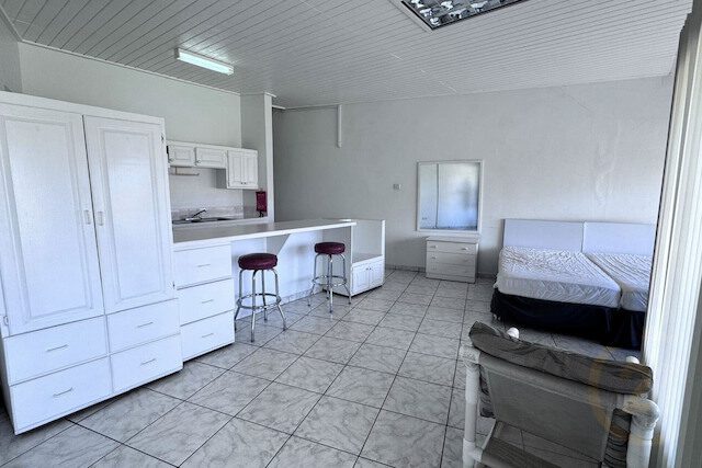 Studio 9 - Study Stay & Beach Morne Rouge, Morne Rouge, St.George