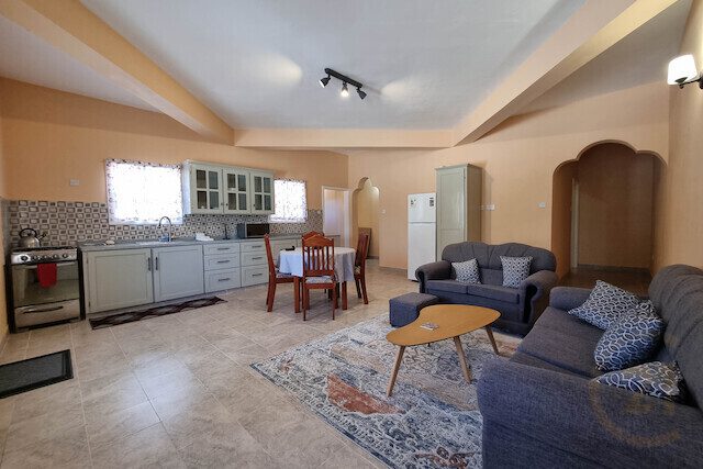 Sun Leisure Apartments (Brand New) Dr. Grooms Point Salines Large 1BD Un, Point Salines, St.George