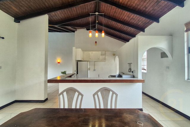 White House Apartments, Lance Aux Epines, St.George