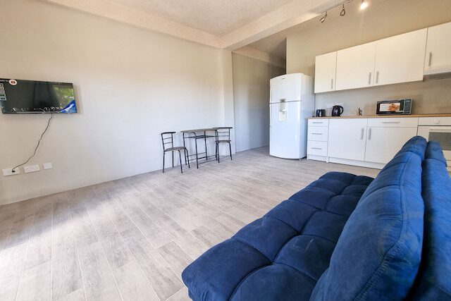 Lyons Den -1BD (Middle Floor) Karland Park, Grand Anse, St.George