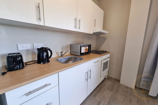 Lyons Den -1BD (Middle Floor) Karland Park, Grand Anse, St.George