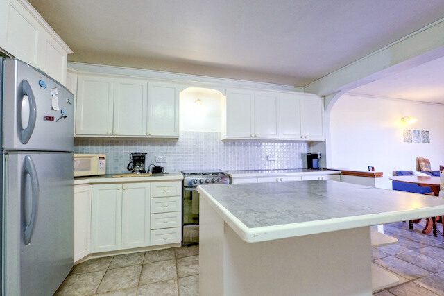 Roylyn's Residence - 3BD Ground Floor JR, Lance Aux Epines, St.George