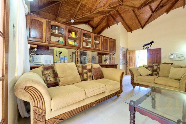 Jolipad House - 4BD (Top Floor) JH4T, Lance Aux Epines, St.George